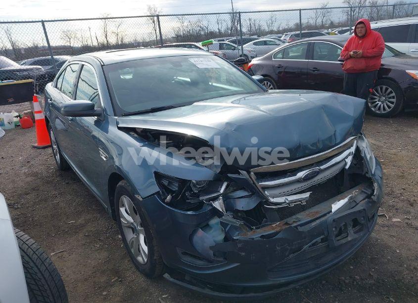 2010 Ford Taurus SEL (VIN 1FAHP2EW7AG149382) main photo