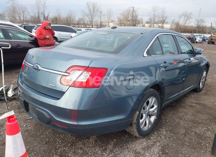 Photo 4 of 2010 Ford Taurus SEL (VIN 1FAHP2EW7AG149382)