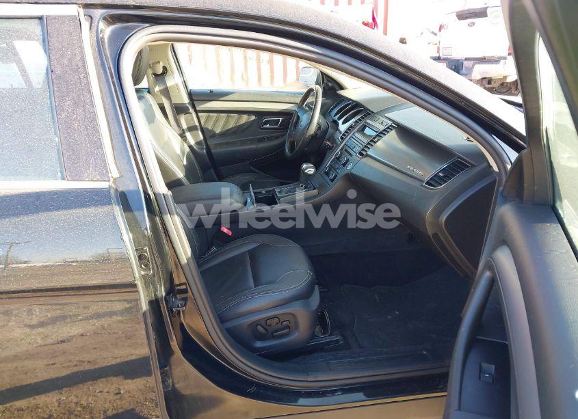 Photo 5 of 2010 Ford Taurus SEL (VIN 1FAHP2EW7AG160656)