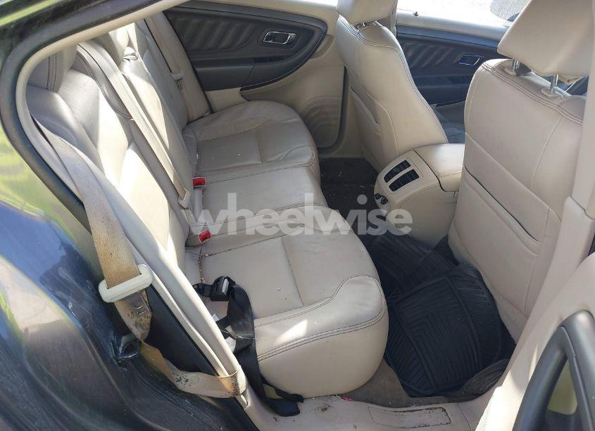 Photo 8 of 2011 Ford Taurus SEL (VIN 1FAHP2EW7BG110387)