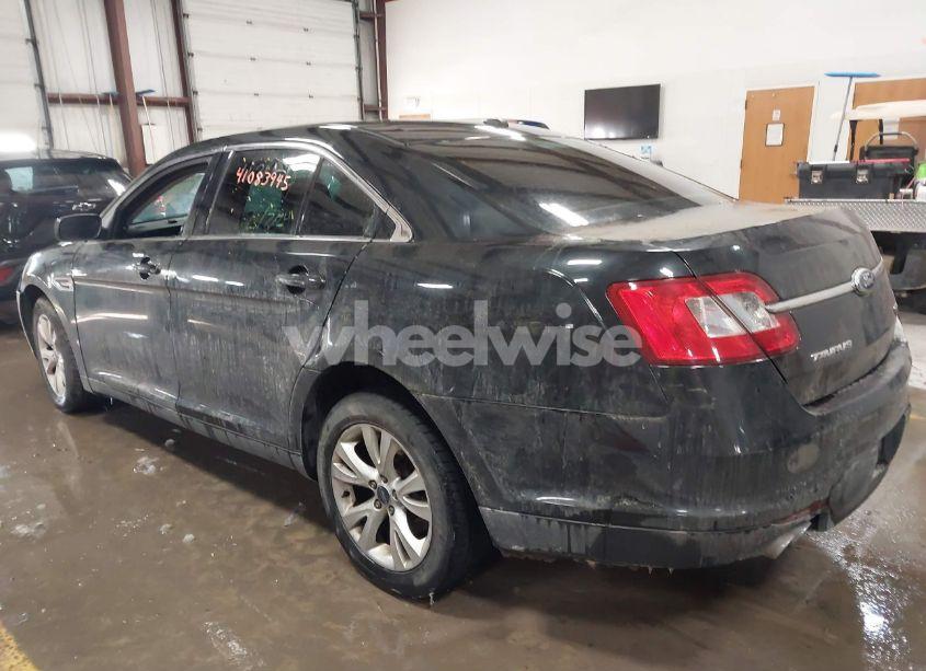 Photo 3 of 2011 Ford Taurus SEL (VIN 1FAHP2EW7BG135869)