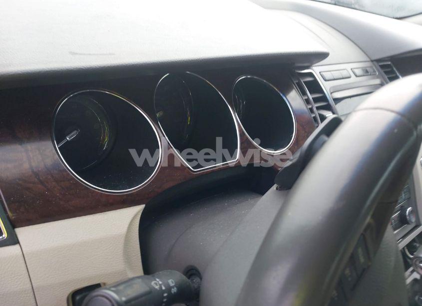 Photo 7 of 2011 Ford Taurus SEL (VIN 1FAHP2EW7BG180844)