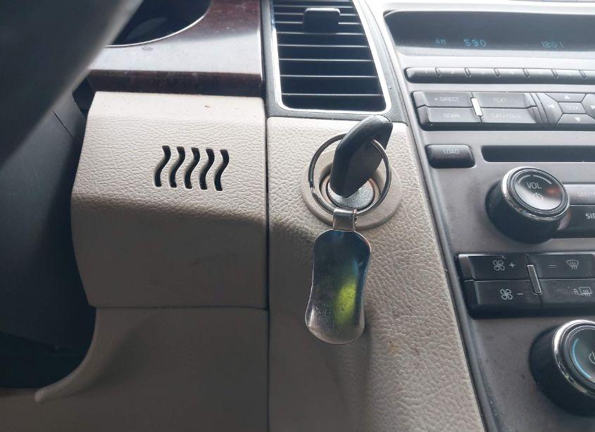 Photo 11 of 2010 Ford Taurus SEL (VIN 1FAHP2EW8AG110431)