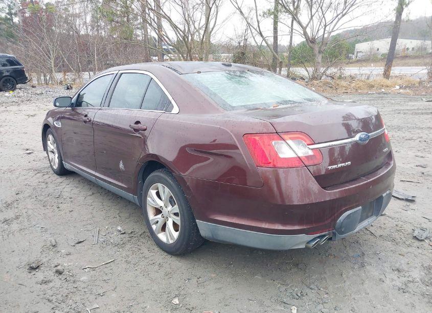 Photo 3 of 2010 Ford Taurus SEL (VIN 1FAHP2EW8AG110431)