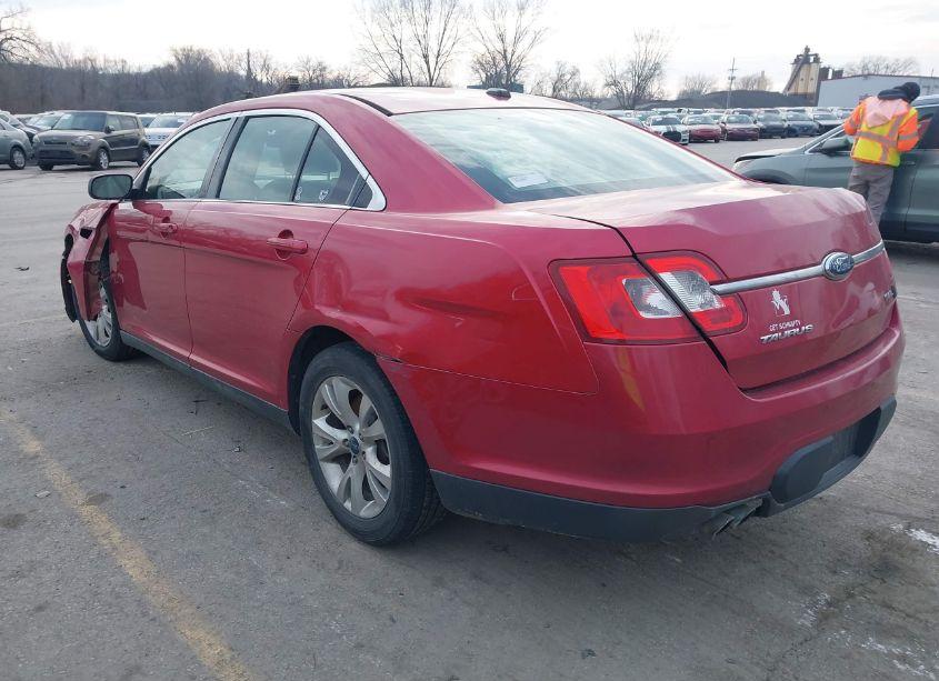 Photo 3 of 2010 Ford Taurus SEL (VIN 1FAHP2EW8AG132395)
