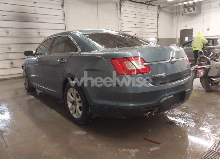 Photo 3 of 2010 Ford Taurus SEL (VIN 1FAHP2EW9AG126282)