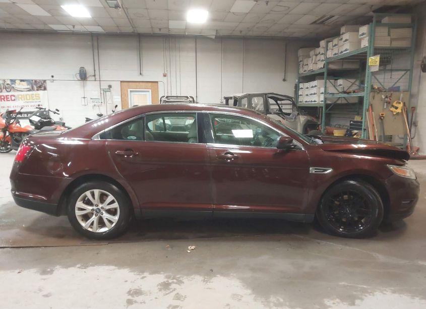 Photo 13 of 2010 Ford Taurus SEL (VIN 1FAHP2EW9AG145284)