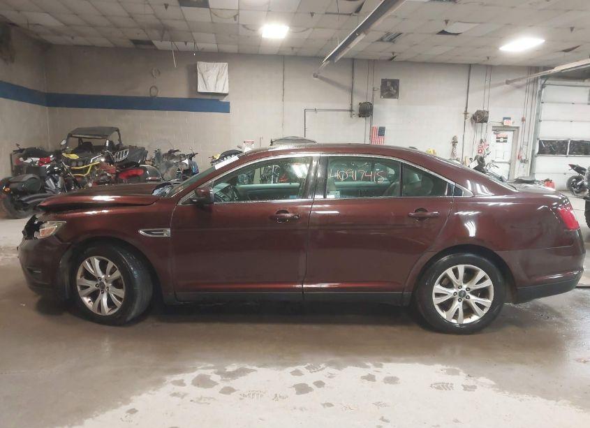 Photo 14 of 2010 Ford Taurus SEL (VIN 1FAHP2EW9AG145284)