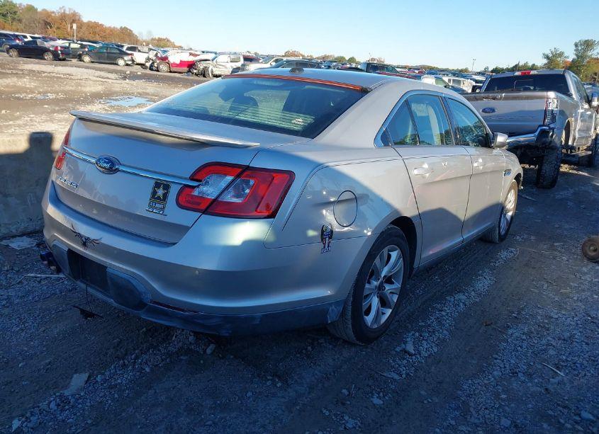 Photo 4 of 2010 Ford Taurus SEL (VIN 1FAHP2EW9AG151134)