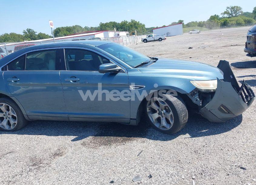 Photo 13 of 2010 Ford Taurus SEL (VIN 1FAHP2EW9AG154356)