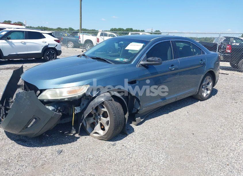 Photo 2 of 2010 Ford Taurus SEL (VIN 1FAHP2EW9AG154356)