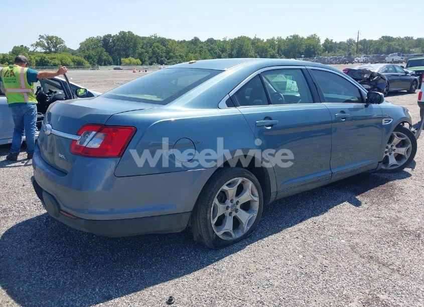 Photo 4 of 2010 Ford Taurus SEL (VIN 1FAHP2EW9AG154356)