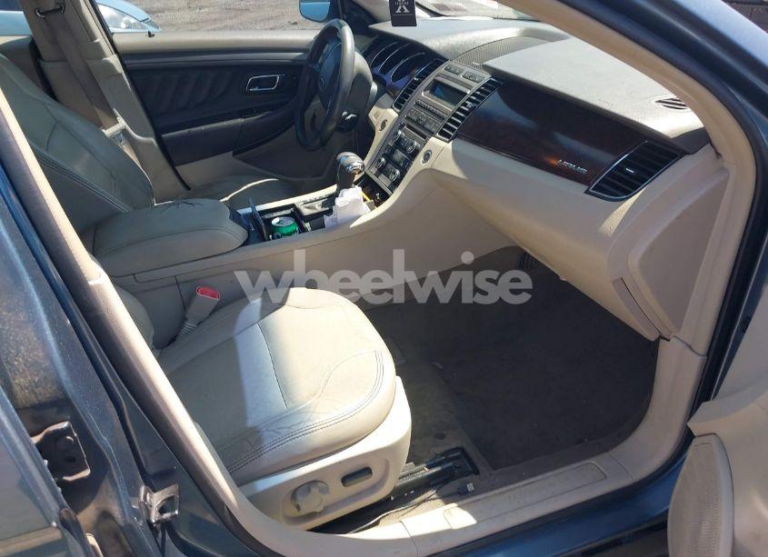 Photo 5 of 2010 Ford Taurus SEL (VIN 1FAHP2EW9AG154356)