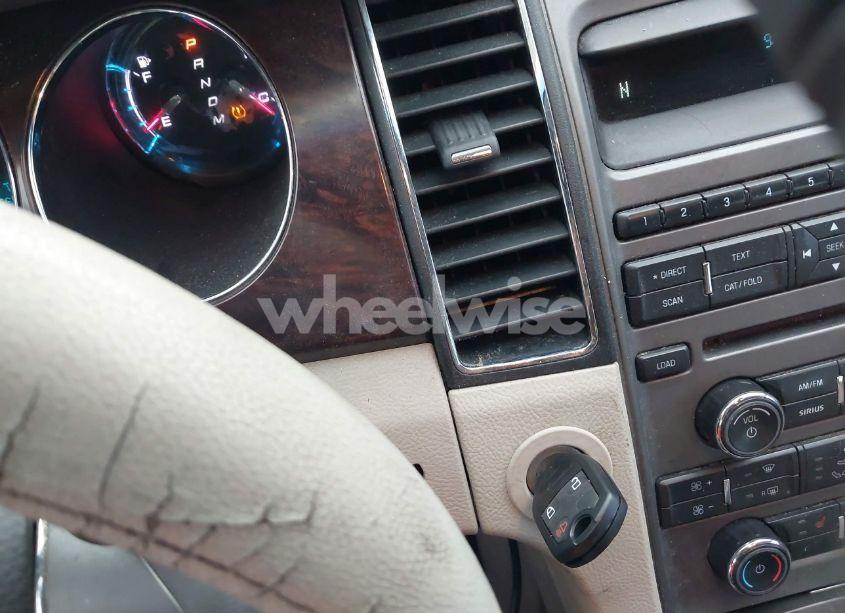 Photo 11 of 2010 Ford Taurus SEL (VIN 1FAHP2EW9AG163476)