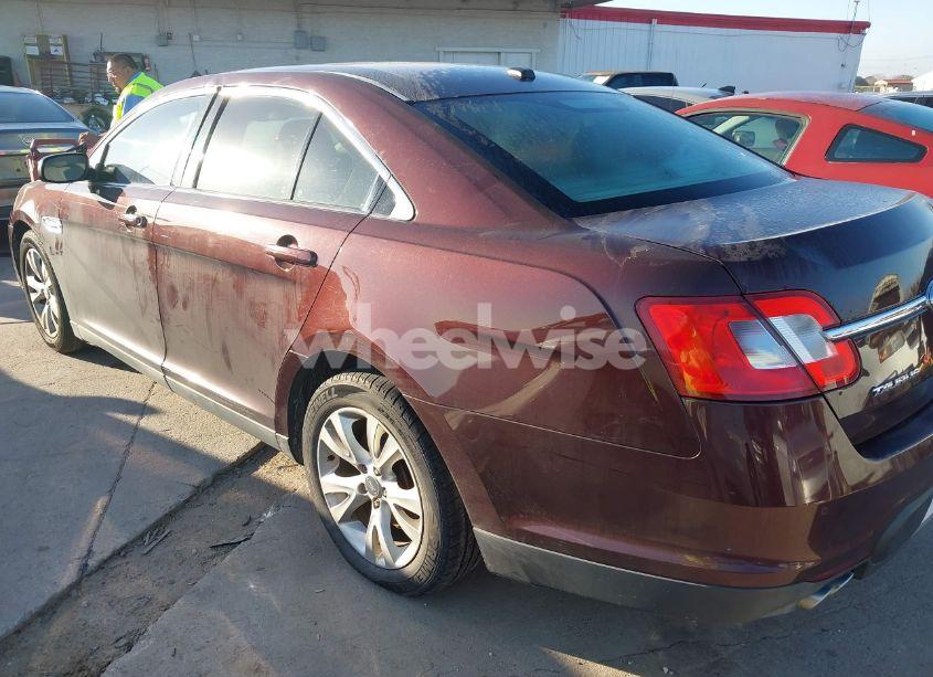 Photo 3 of 2010 Ford Taurus SEL (VIN 1FAHP2EW9AG163476)