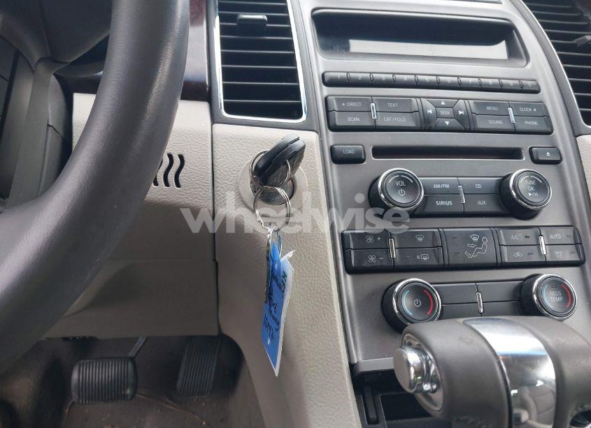 Photo 11 of 2011 Ford Taurus SEL (VIN 1FAHP2EW9BG104915)