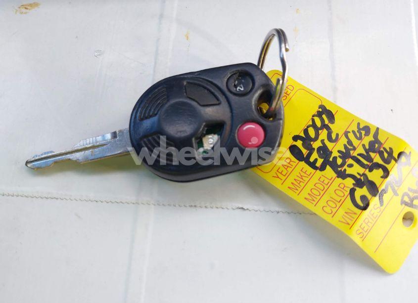 Photo 11 of 2011 Ford Taurus SEL (VIN 1FAHP2EW9BG126834)