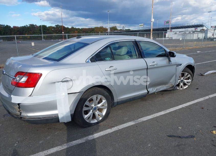 Photo 4 of 2011 Ford Taurus SEL (VIN 1FAHP2EW9BG126834)