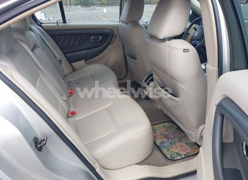 Photo 8 of 2011 Ford Taurus SEL (VIN 1FAHP2EW9BG126834)