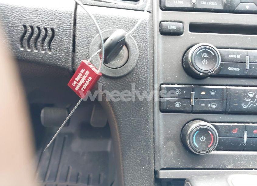 Photo 11 of 2011 Ford Taurus SEL (VIN 1FAHP2EW9BG142869)