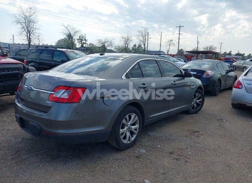 Photo 4 of 2011 Ford Taurus SEL (VIN 1FAHP2EW9BG142869)