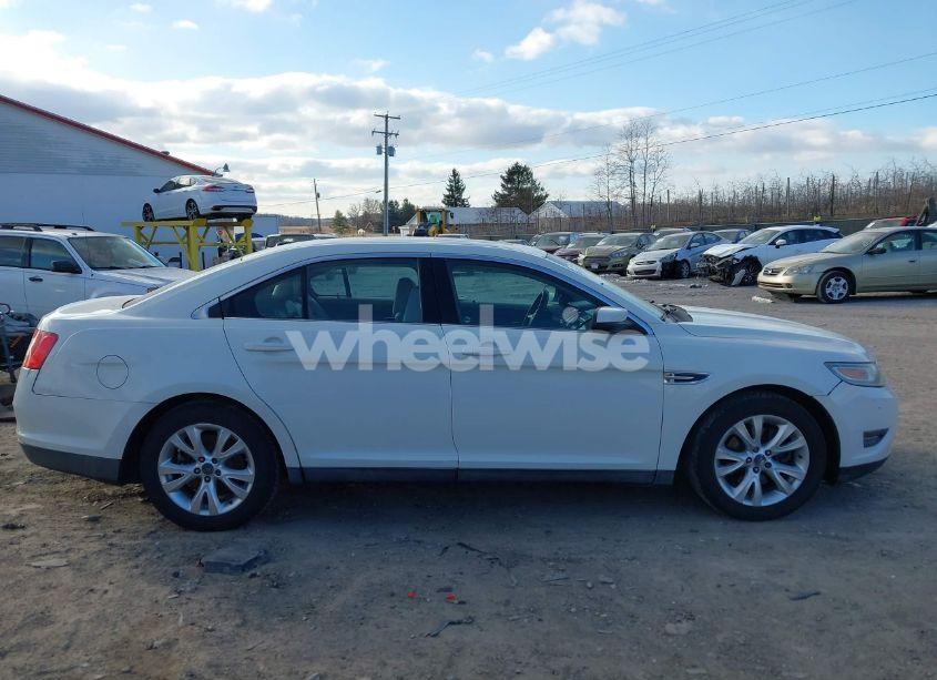 Photo 13 of 2010 Ford Taurus SEL (VIN 1FAHP2EWXAG160473)