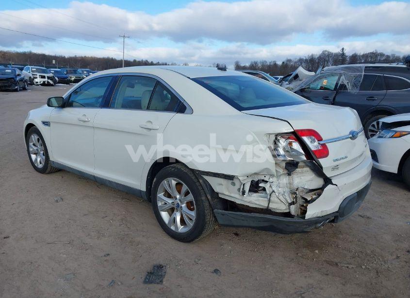 Photo 3 of 2010 Ford Taurus SEL (VIN 1FAHP2EWXAG160473)