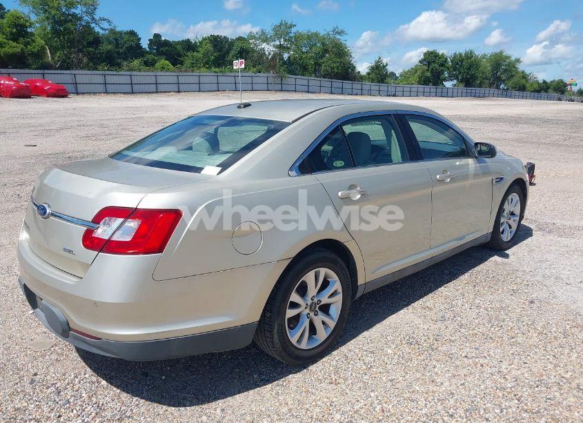 Photo 4 of 2011 Ford Taurus SEL (VIN 1FAHP2EWXBG113882)
