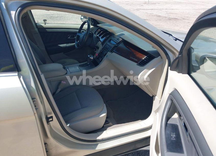 Photo 5 of 2011 Ford Taurus SEL (VIN 1FAHP2EWXBG113882)