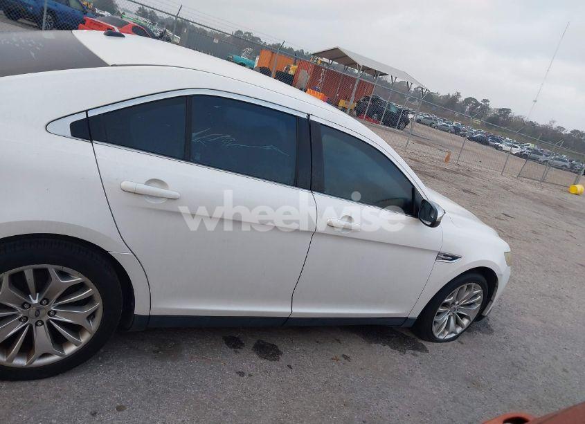 Photo 13 of 2014 Ford Taurus LIMITED (VIN 1FAHP2F80EG106072)