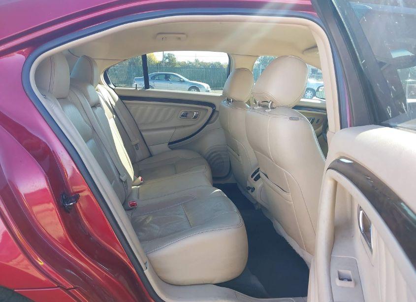 Photo 8 of 2015 Ford Taurus LIMITED (VIN 1FAHP2F80FG102833)