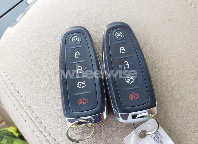 Photo 11 of 2015 Ford Taurus LIMITED (VIN 1FAHP2F80FG137355)