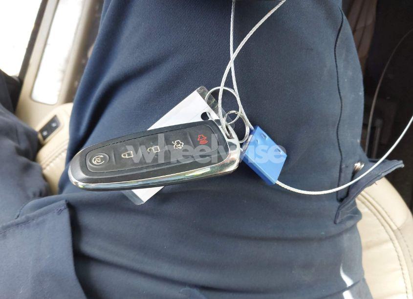 Photo 11 of 2015 Ford Taurus LIMITED (VIN 1FAHP2F80FG149957)