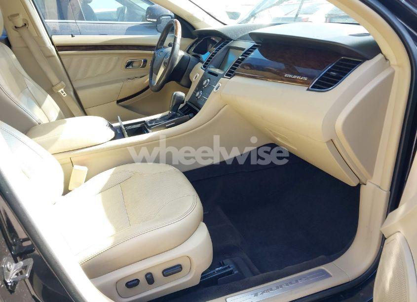 Photo 5 of 2015 Ford Taurus LIMITED (VIN 1FAHP2F80FG149957)