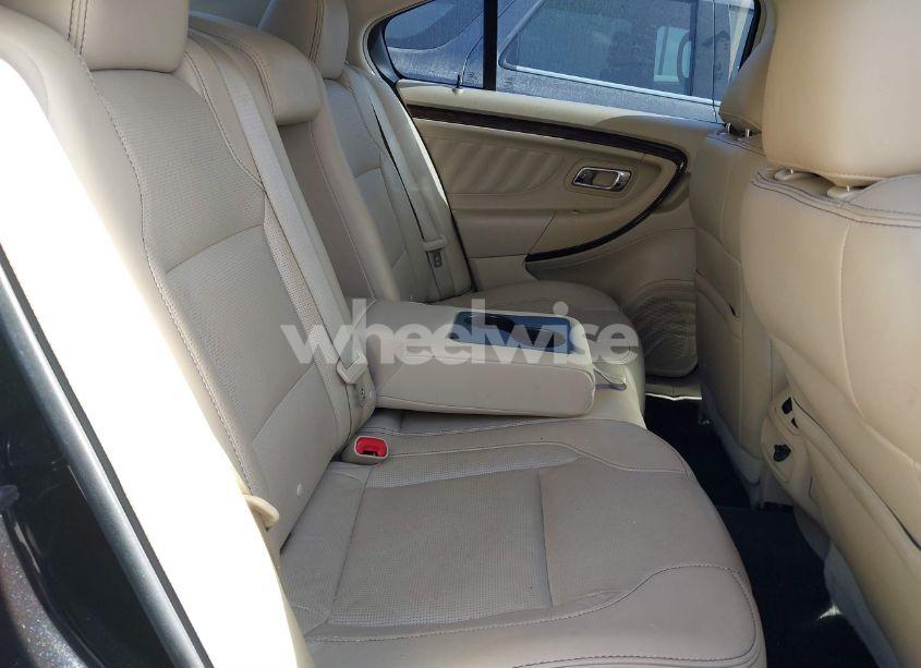 Photo 8 of 2015 Ford Taurus LIMITED (VIN 1FAHP2F80FG149957)