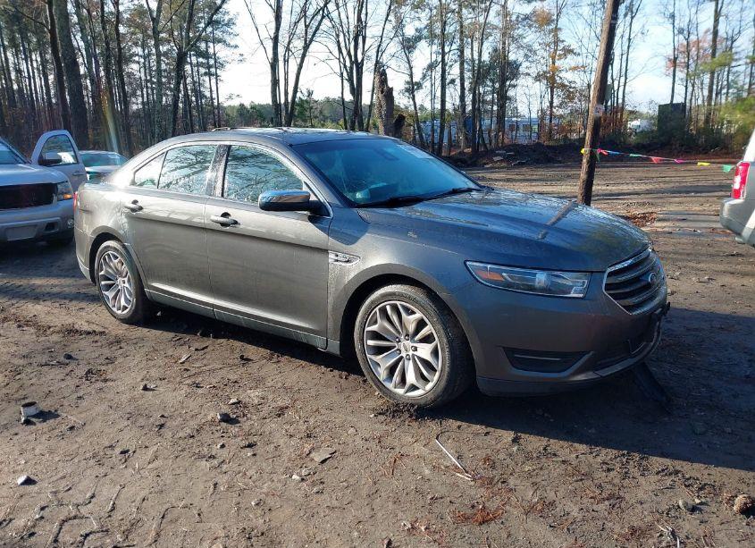 2015 Ford Taurus LIMITED (VIN 1FAHP2F80FG194865) main photo