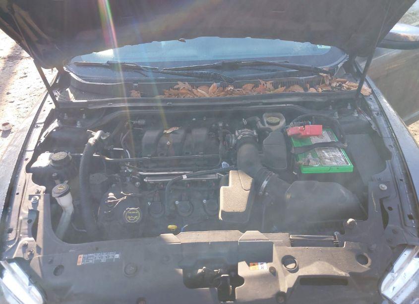 Photo 10 of 2015 Ford Taurus LIMITED (VIN 1FAHP2F80FG194865)