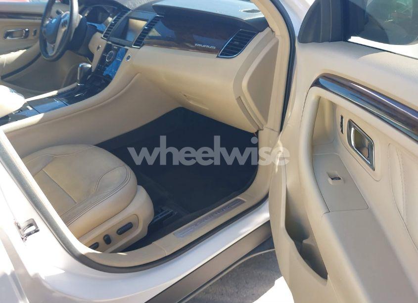 Photo 5 of 2015 Ford Taurus LIMITED (VIN 1FAHP2F80FG196289)