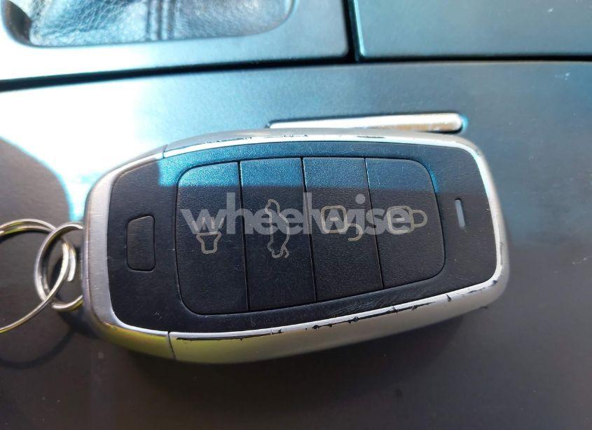 Photo 11 of 2016 Ford Taurus LIMITED (VIN 1FAHP2F80GG110898)