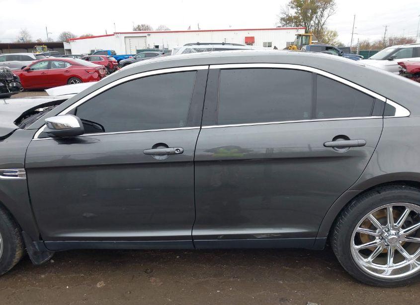 Photo 14 of 2016 Ford Taurus LIMITED (VIN 1FAHP2F80GG144341)