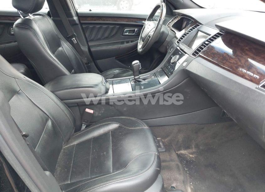 Photo 5 of 2017 Ford Taurus LIMITED (VIN 1FAHP2F80HG104374)