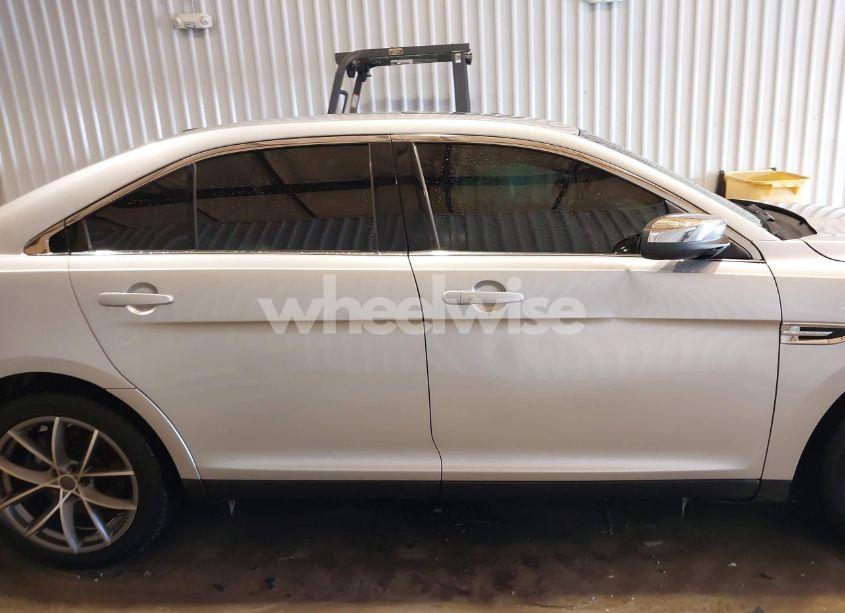 Photo 13 of 2013 Ford Taurus LIMITED (VIN 1FAHP2F81DG164318)