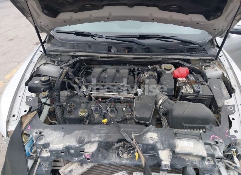 Photo 10 of 2015 Ford Taurus LIMITED (VIN 1FAHP2F81FG171224)