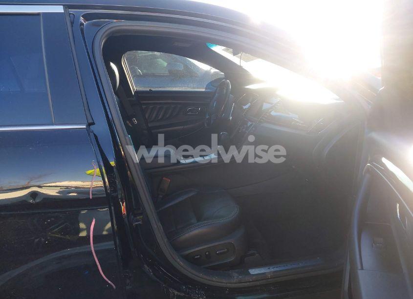 Photo 5 of 2017 Ford Taurus LIMITED (VIN 1FAHP2F81HG114850)