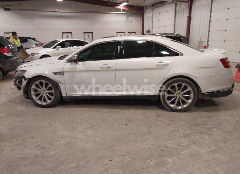 Photo 15 of 2017 Ford Taurus LIMITED (VIN 1FAHP2F81HG128652)