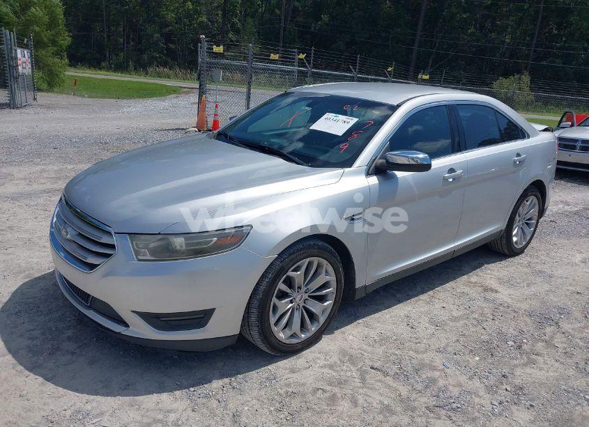 Photo 2 of 2014 Ford Taurus LIMITED (VIN 1FAHP2F82EG176611)