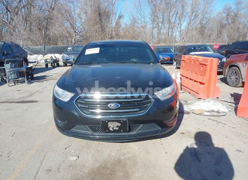 Photo 12 of 2015 Ford Taurus LIMITED (VIN 1FAHP2F82FG102235)