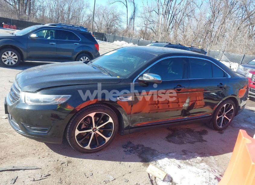 Photo 14 of 2015 Ford Taurus LIMITED (VIN 1FAHP2F82FG102235)