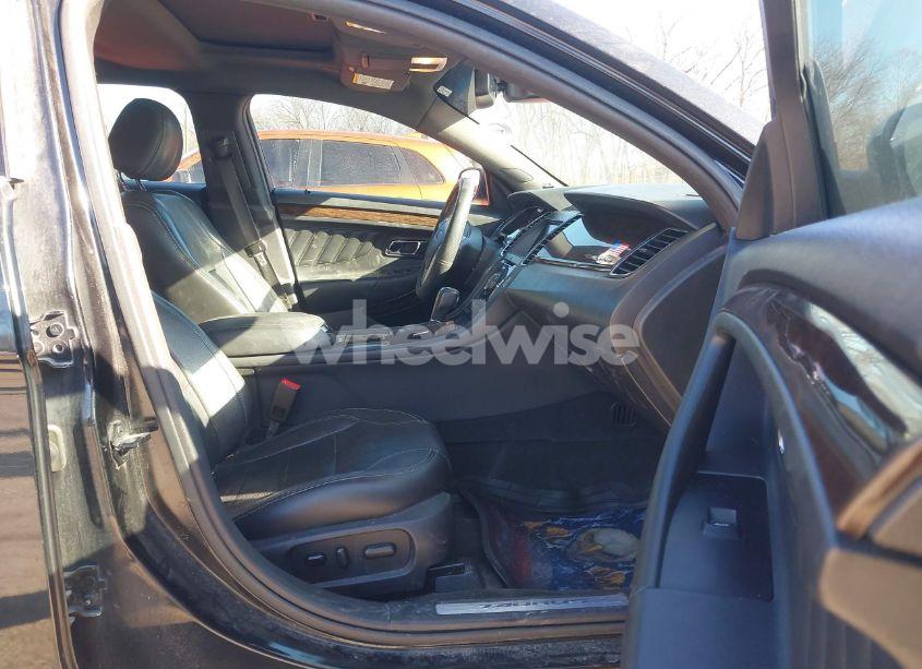 Photo 5 of 2015 Ford Taurus LIMITED (VIN 1FAHP2F82FG102235)