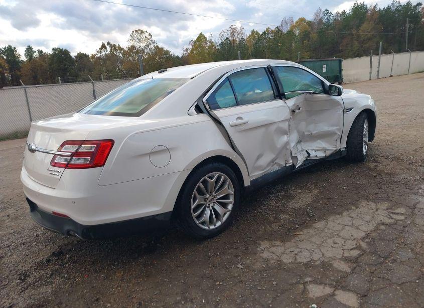 Photo 4 of 2015 Ford Taurus LIMITED (VIN 1FAHP2F82FG146901)